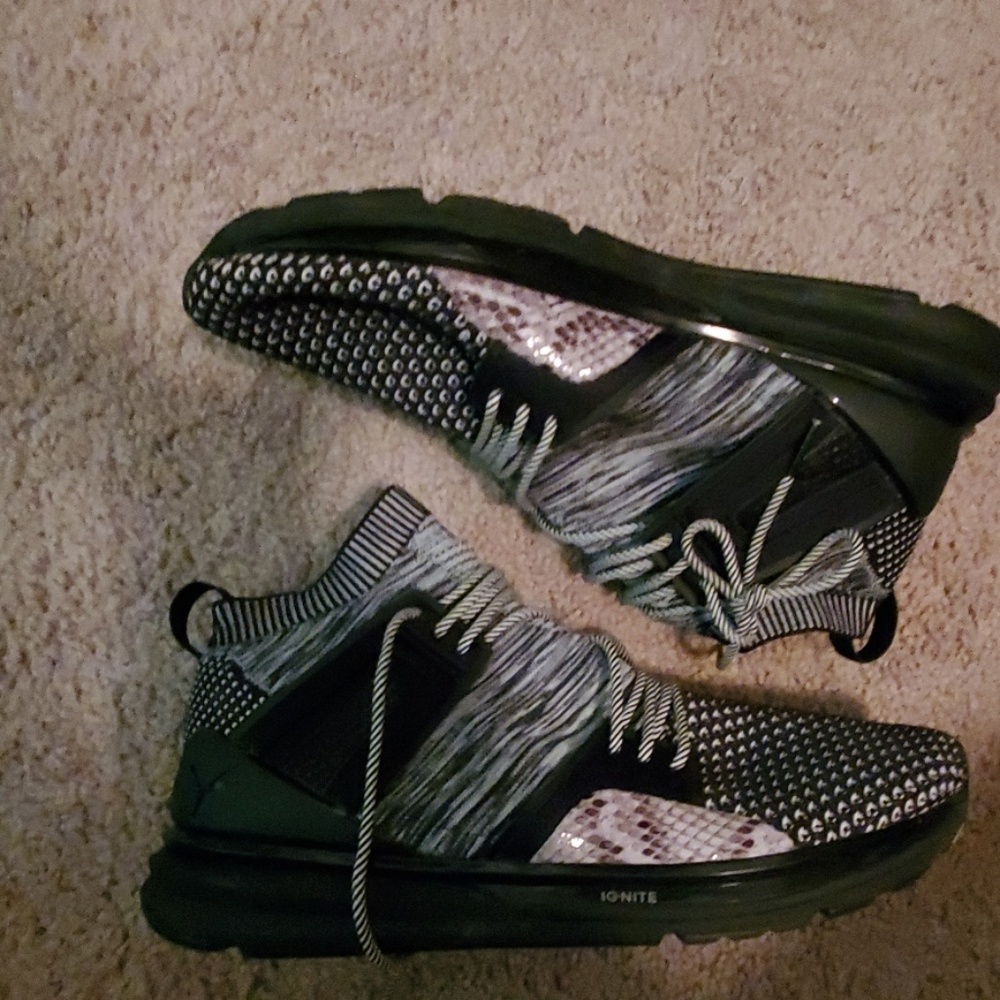 Puma sneakers